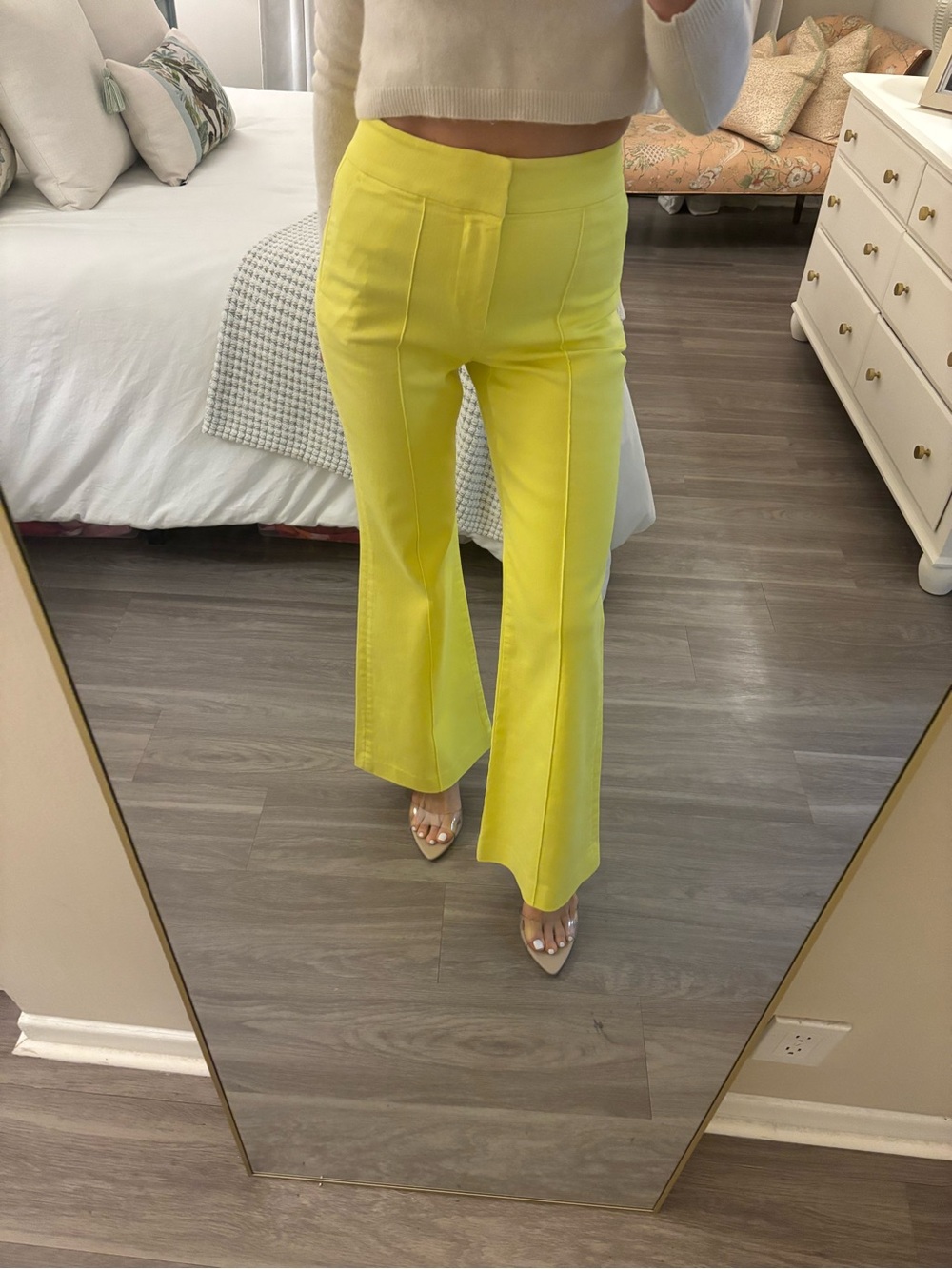 🏷️ Alice + Olivia Dylan High-Waist Flare Pant — Neon Yellow — Showroom Sample